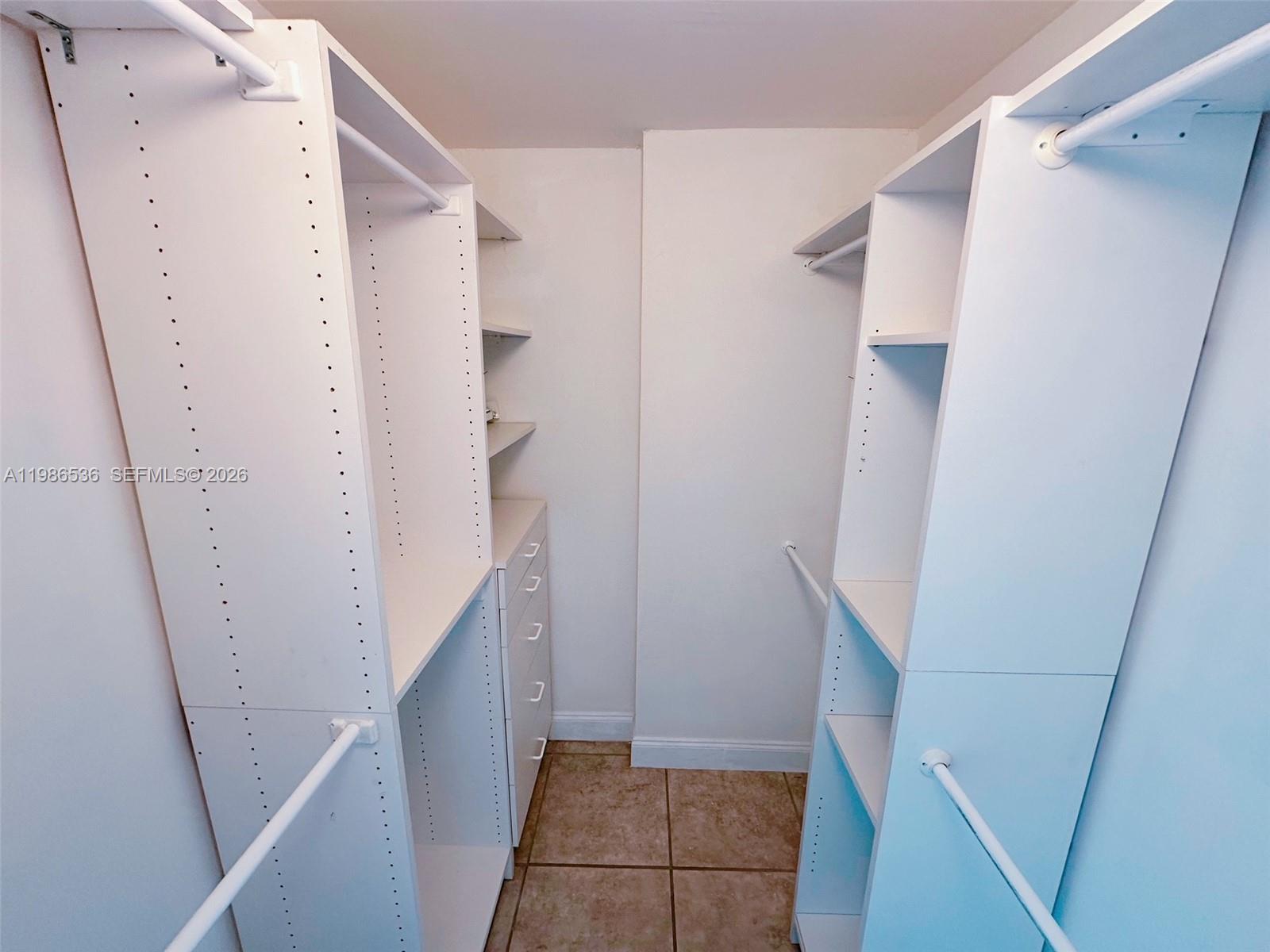 BAYVIEW CONDO - Residential Lease