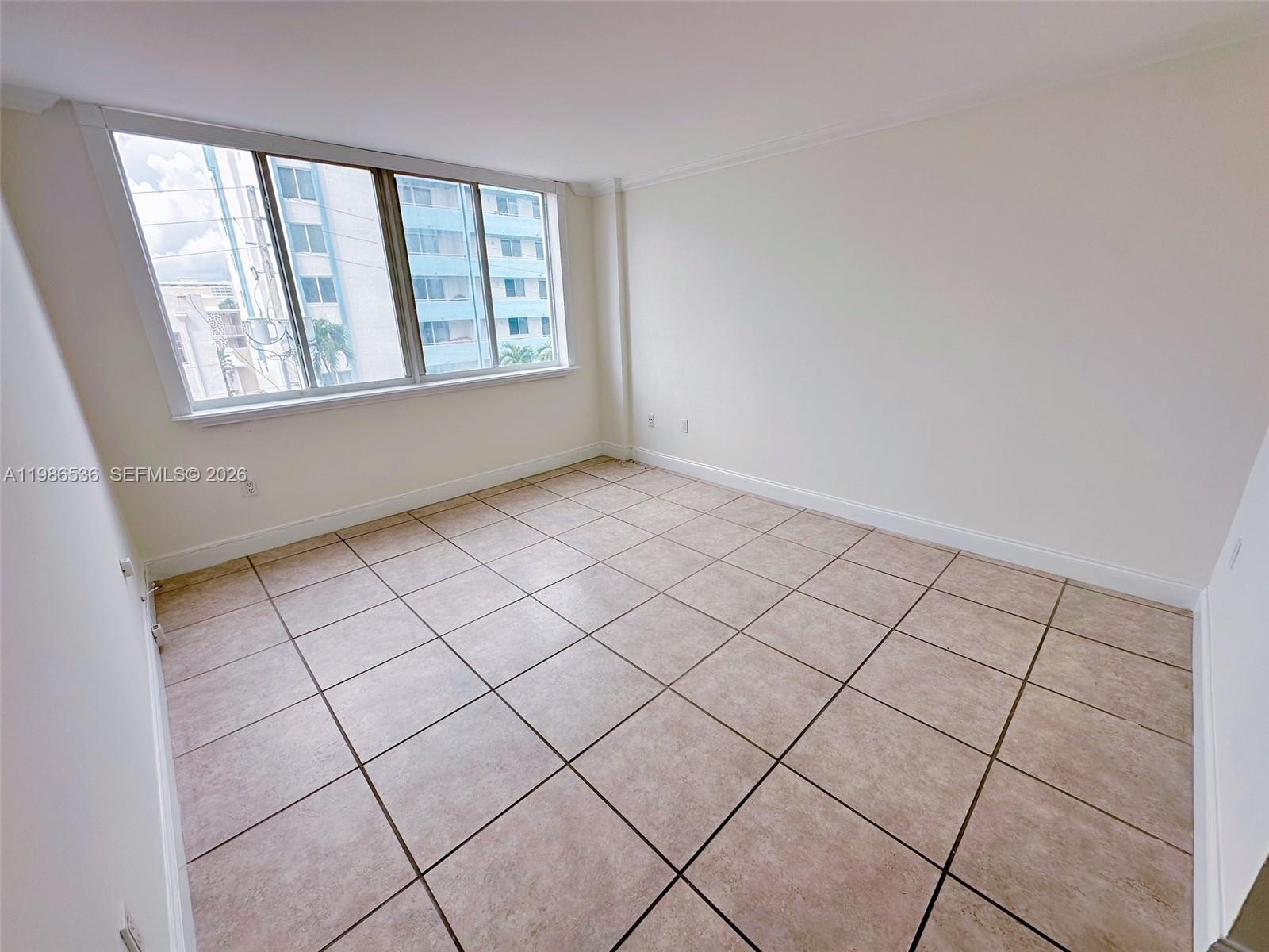 BAYVIEW CONDO - Residential Lease