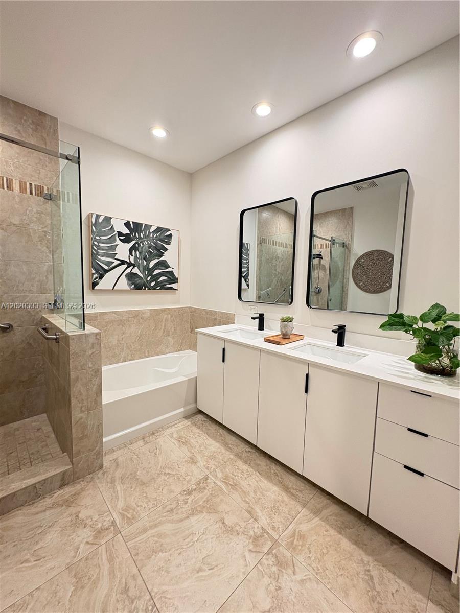 SYMPHONY NORTH CONDO - Residential