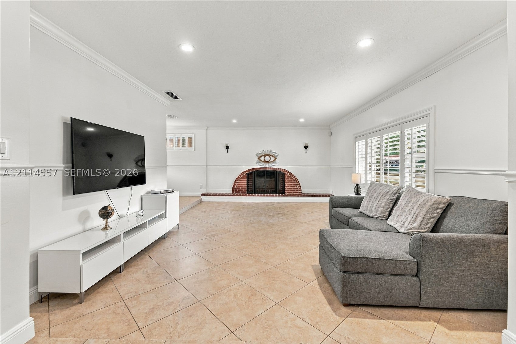 9261 SW 88th Ter
