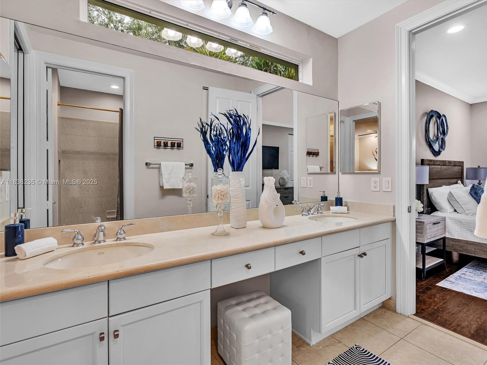 LONG LAKE RANCHES - Residential