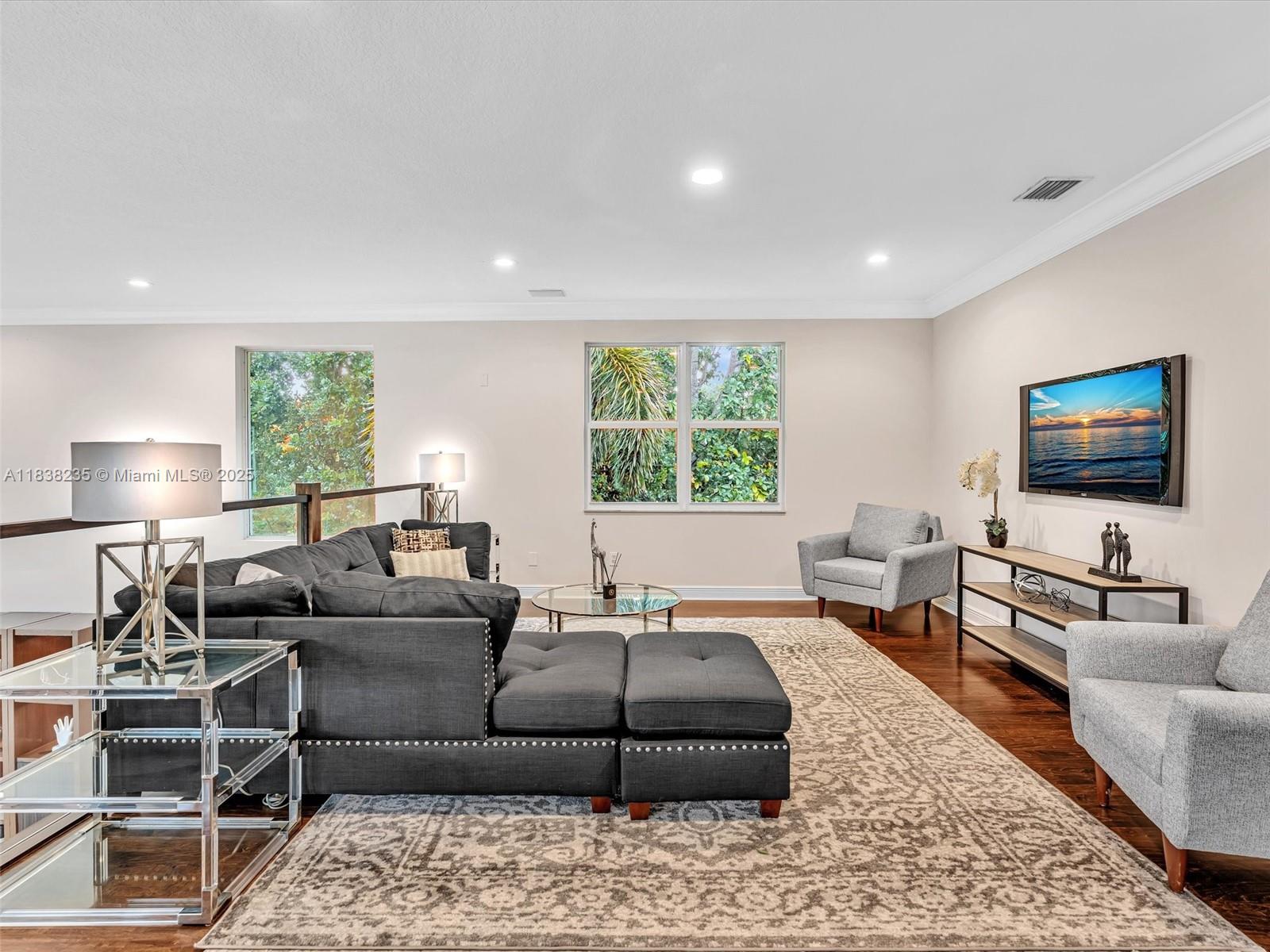 LONG LAKE RANCHES - Residential