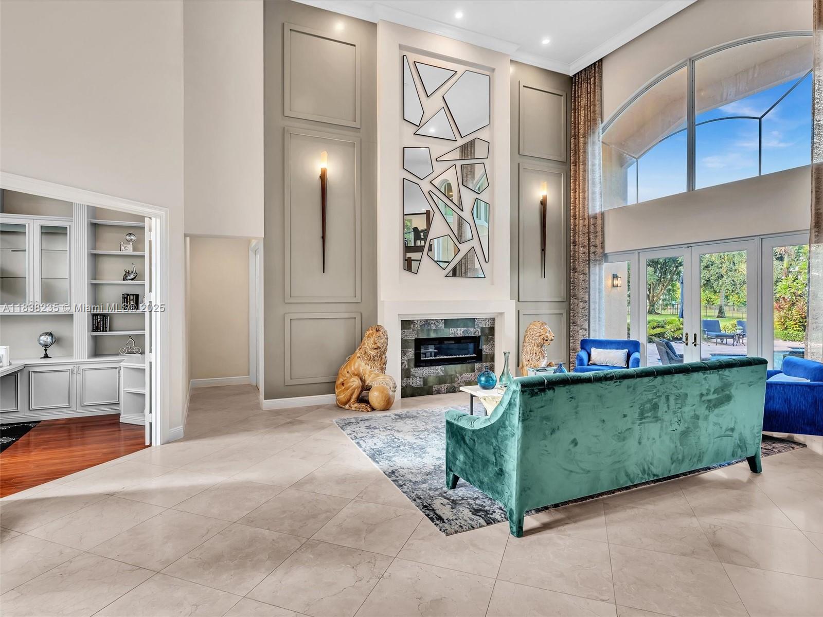 LONG LAKE RANCHES - Residential