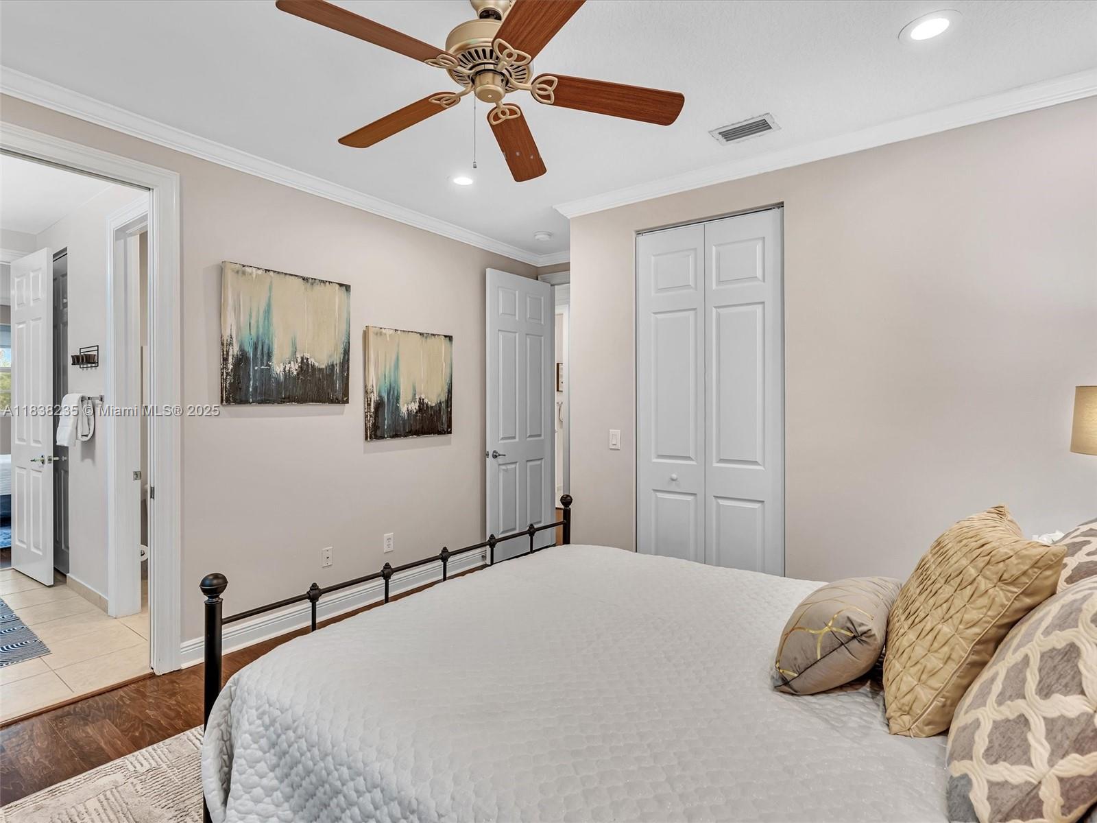 LONG LAKE RANCHES - Residential