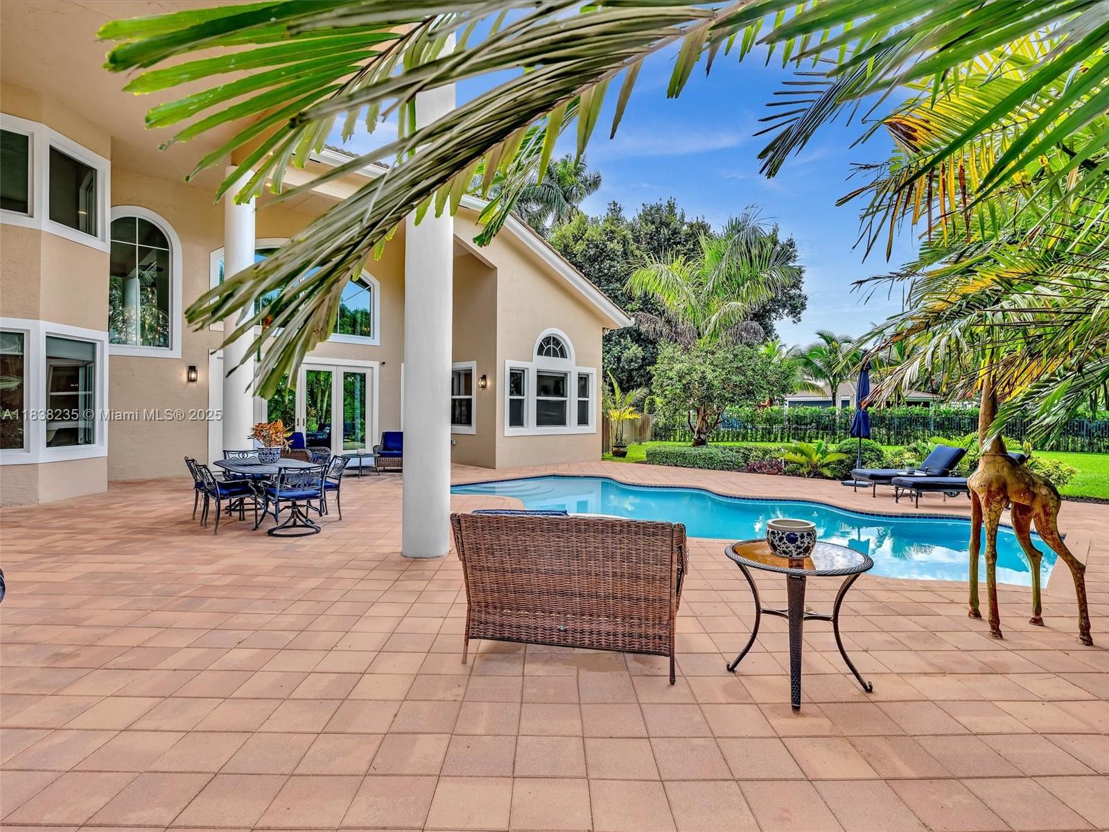 LONG LAKE RANCHES - Residential