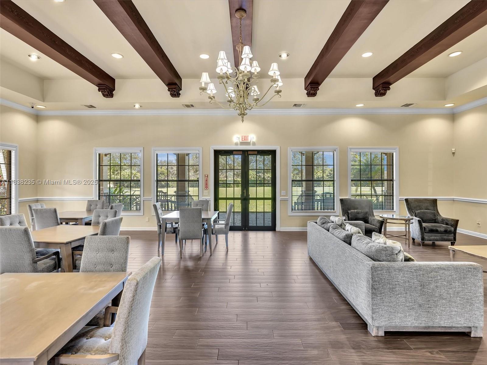 LONG LAKE RANCHES - Residential