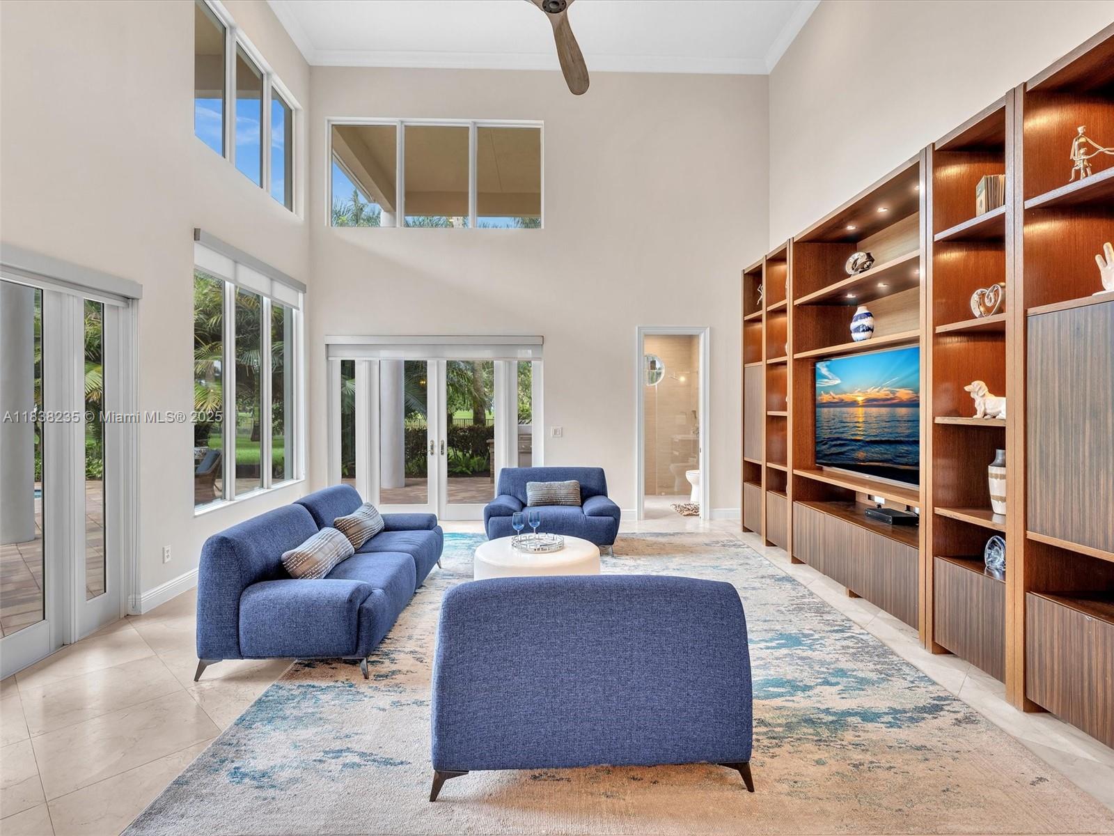 LONG LAKE RANCHES - Residential