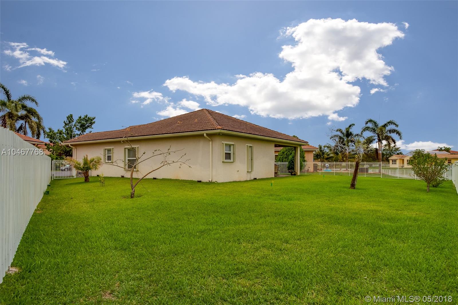 POD 12 AT MONARCH LAKES - Residential