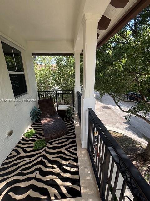 PALOMA LAKES PLAT - Residential Lease