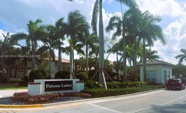 PALOMA LAKES PLAT - Residential Lease