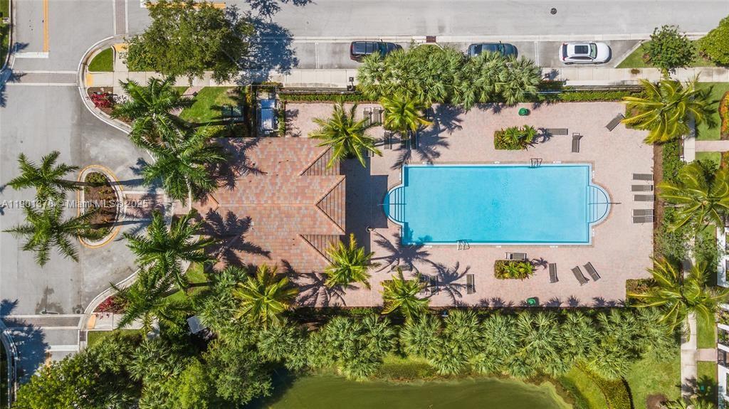 PALOMA LAKES PLAT - Residential Lease