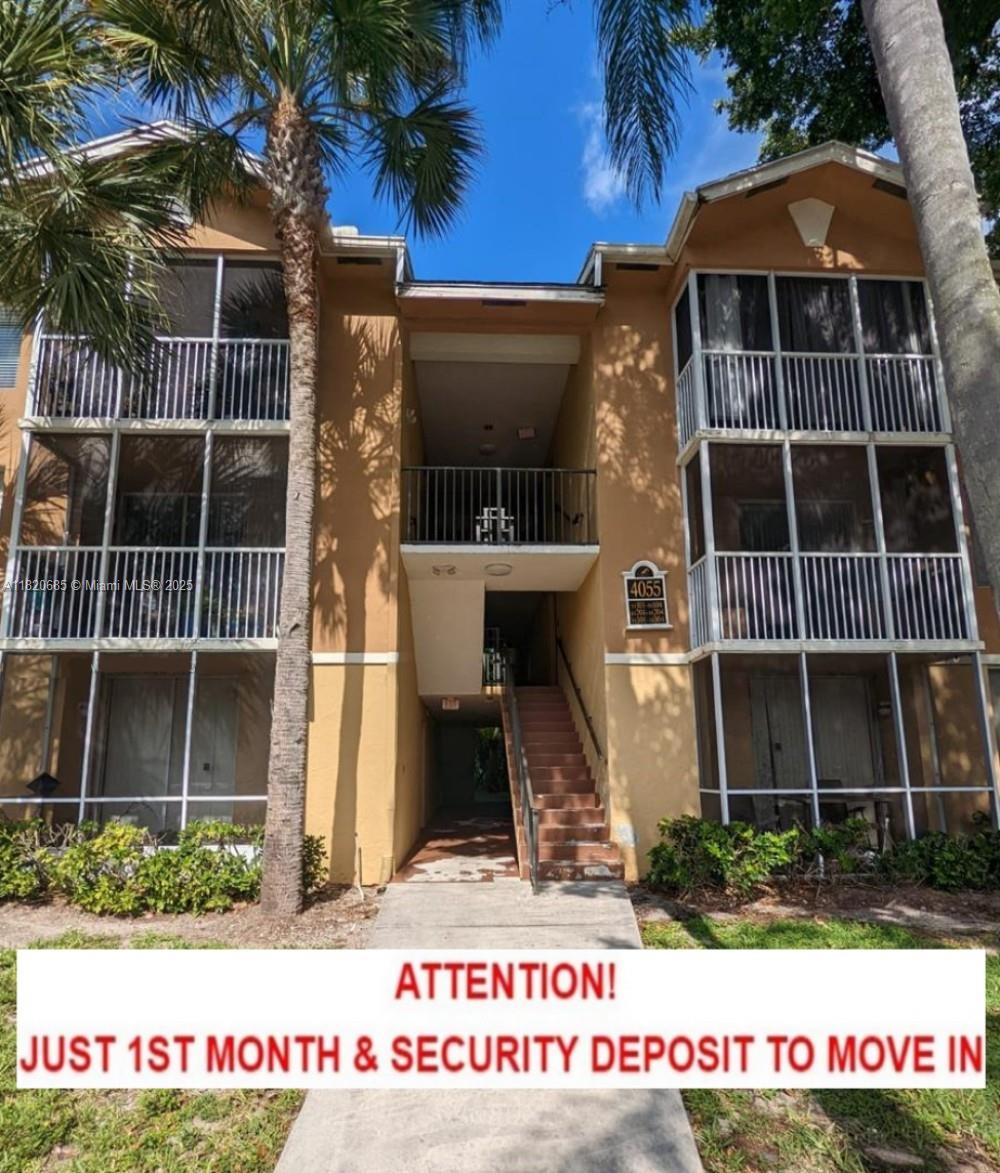 ATTENTION! JUST 1ST MONTH & SECURITY DEPOSIT TO MOVE IN!! Updated 1 bedroom 1 bathroom second floor
unit in desirable Windward Lakes Condominium. The unit features a brand new bedroom & living room vinyl flooring, a screened porch and a washer & dryer. The Windward Lakes community offer several amenities to include a beautiful pool, tennis courts, exercise room, a club house and more.