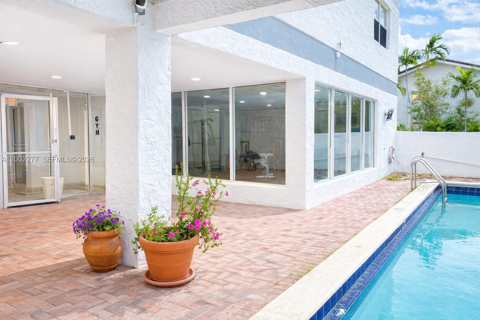 PINE TOWER CONDO - Residential