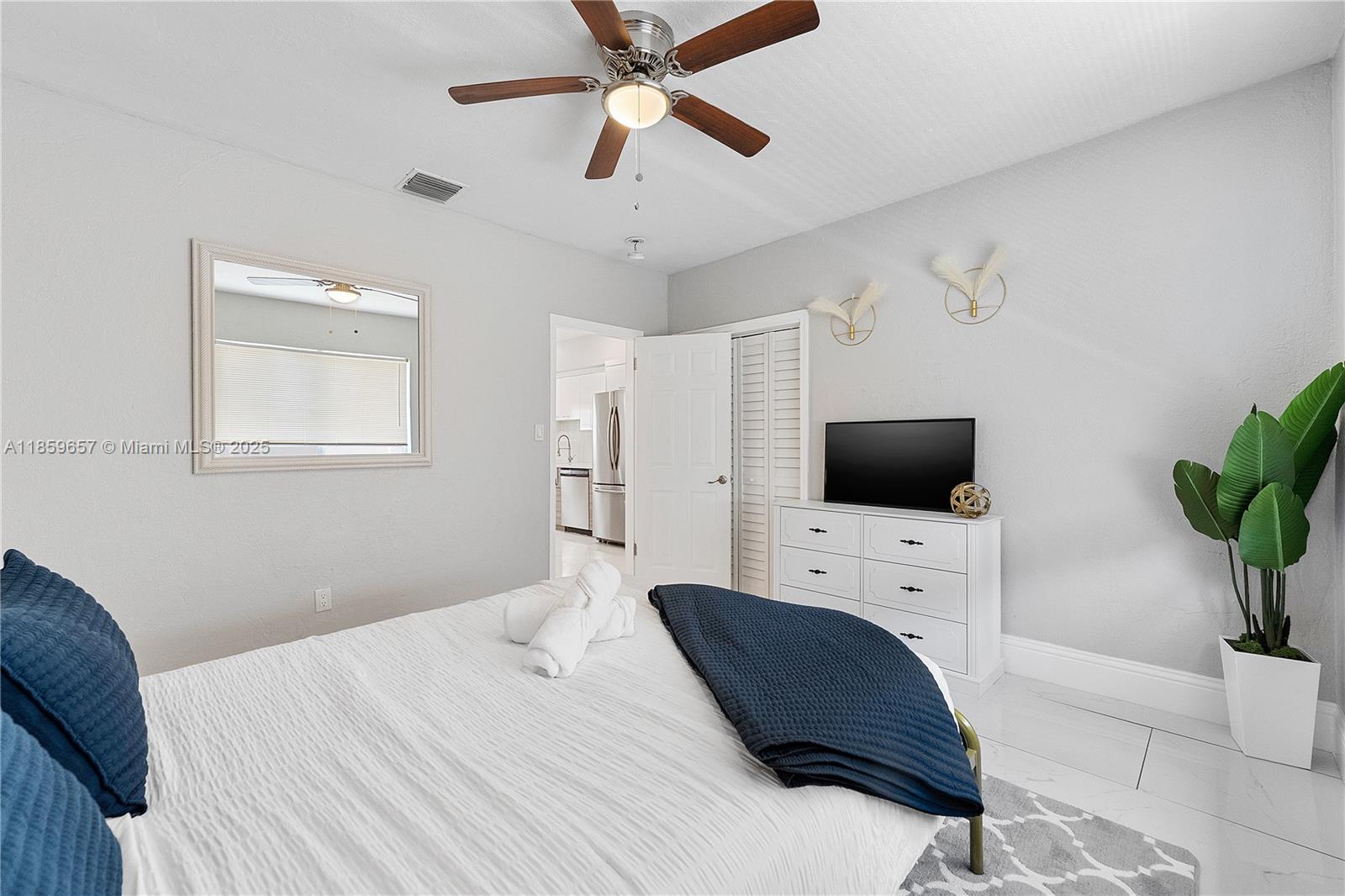 LIBERIA - Residential