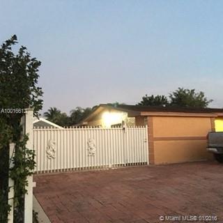 MIAMI GDNS MANOR SECTION - Residential