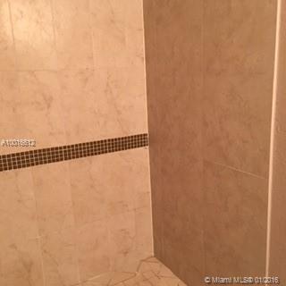 MIAMI GDNS MANOR SECTION - Residential