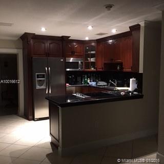 MIAMI GDNS MANOR SECTION - Residential