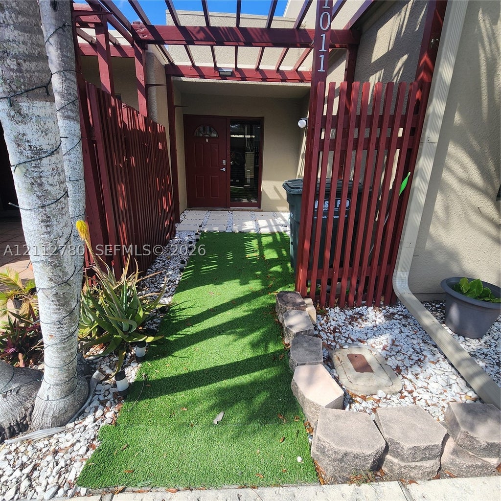 Photo of 11011 S Lakeview Dr #11011, Pembroke Pines, FL 33026 (MLS # A12112780)
