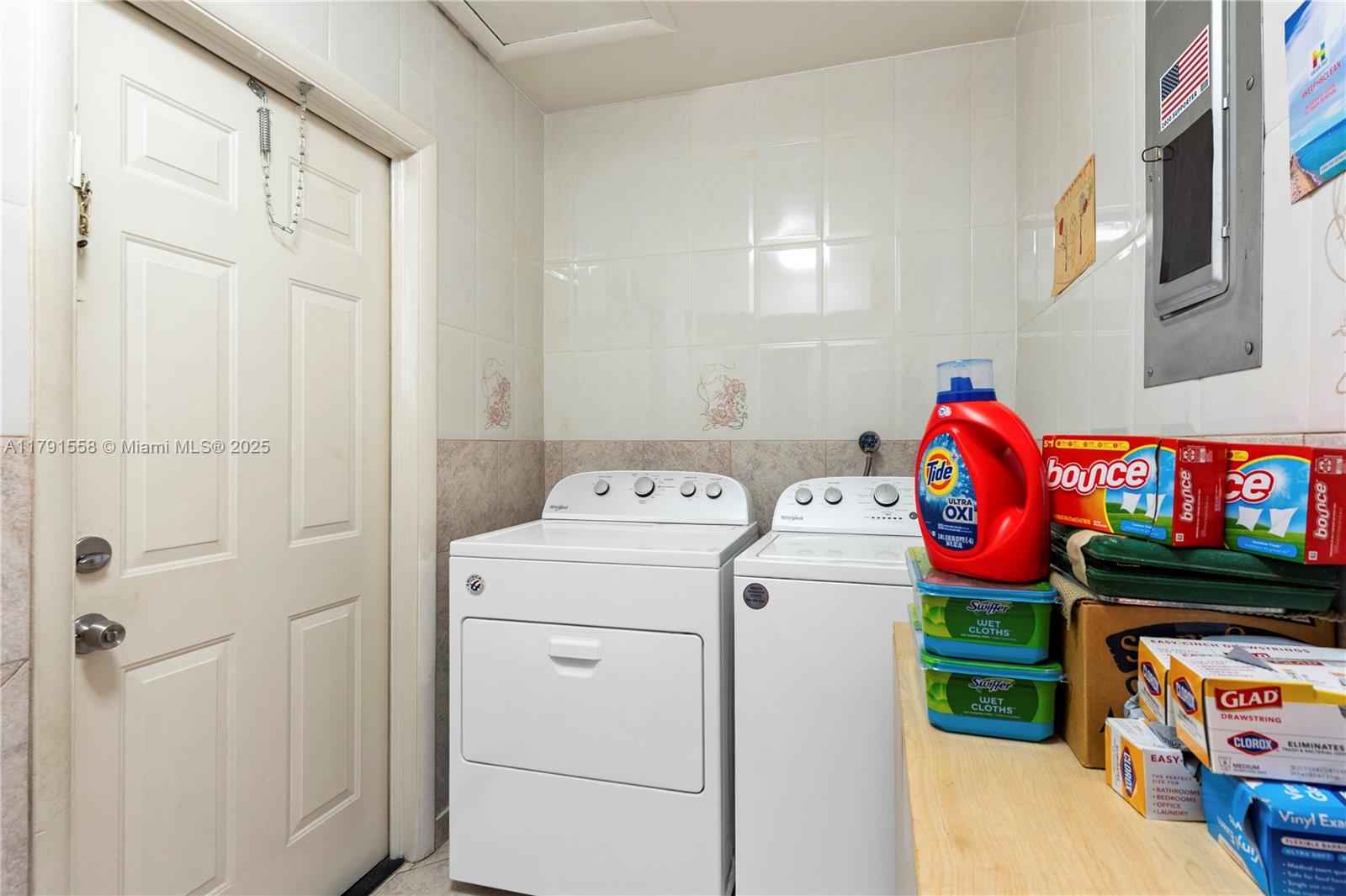 GULFSTREAM ESTATES NO 3 - Residential