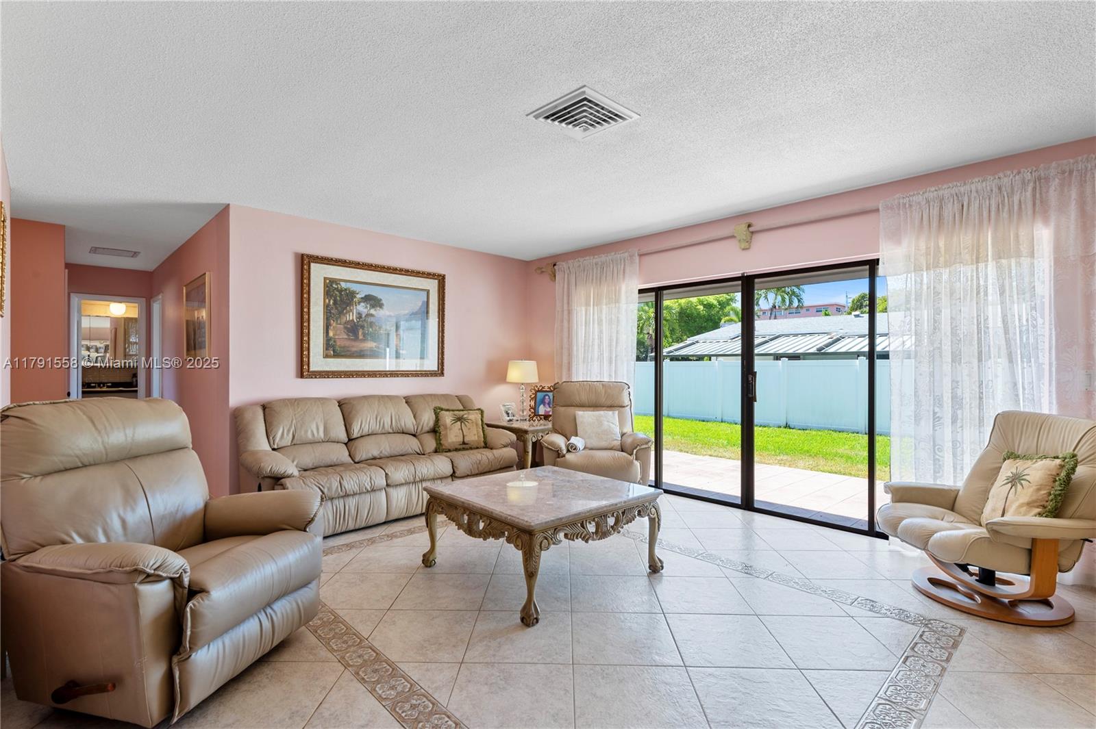 GULFSTREAM ESTATES NO 3 - Residential