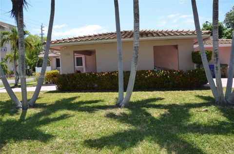 1124 NE 3rd St Hallandale Beach FL 33009