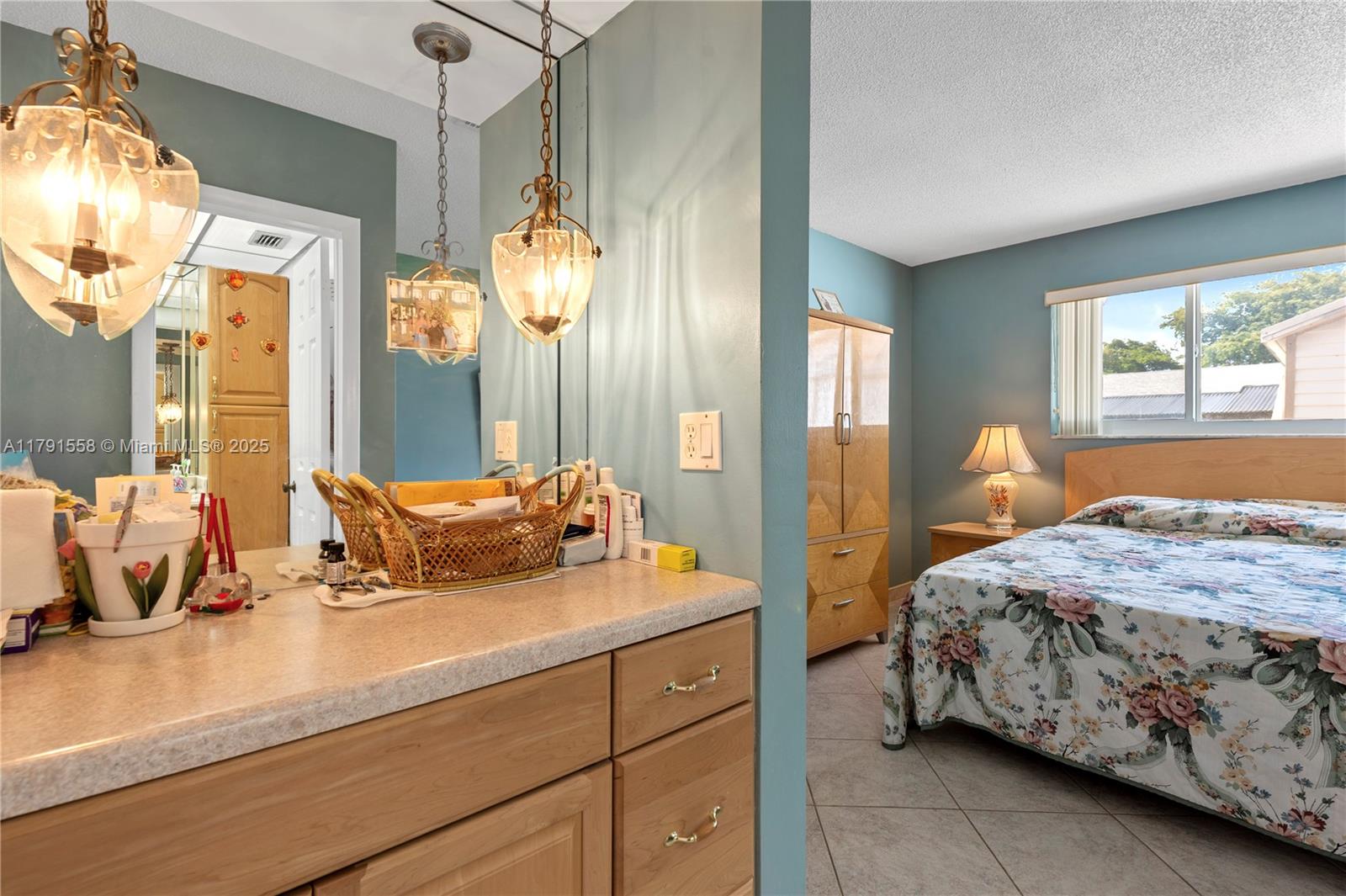 GULFSTREAM ESTATES NO 3 - Residential