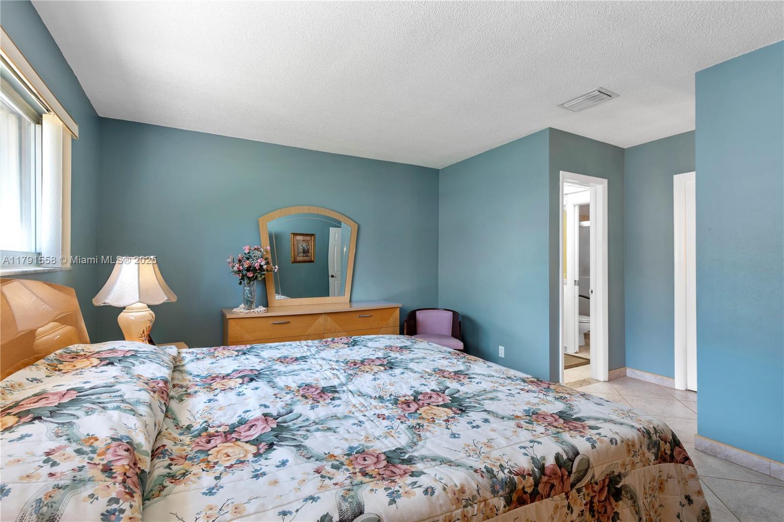 GULFSTREAM ESTATES NO 3 - Residential