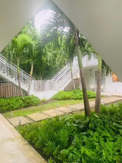 1419 WEST CONDO - Residential Lease