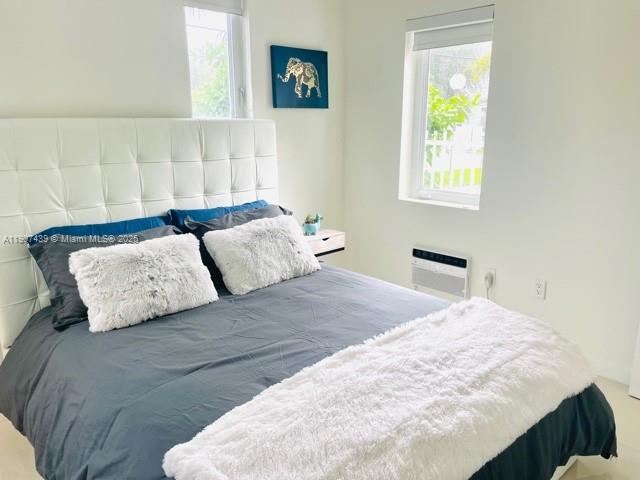 1419 WEST CONDO - Residential Lease