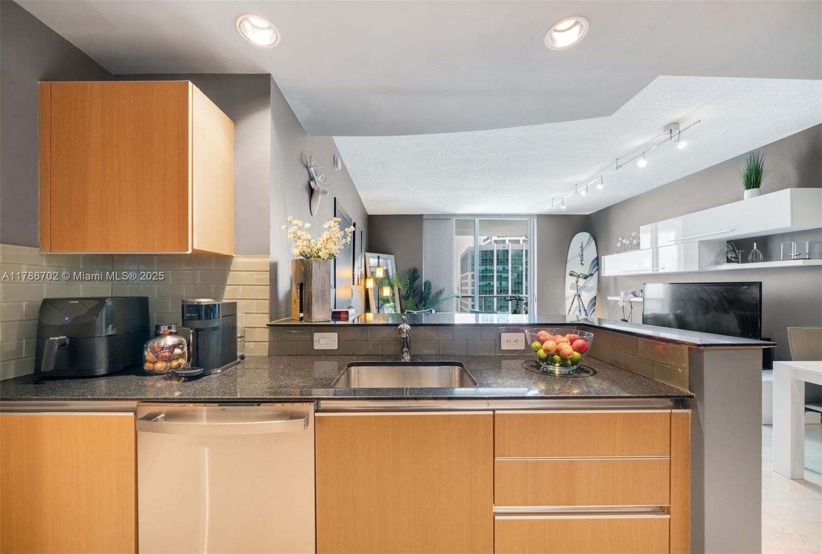 1060 BRICKELL CONDO - Residential