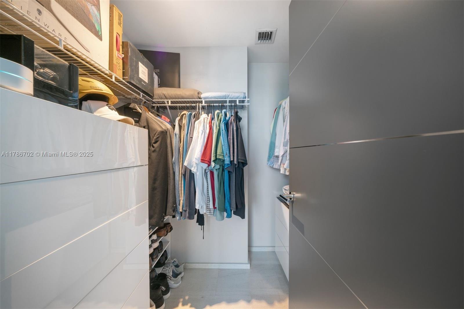 1060 BRICKELL CONDO - Residential