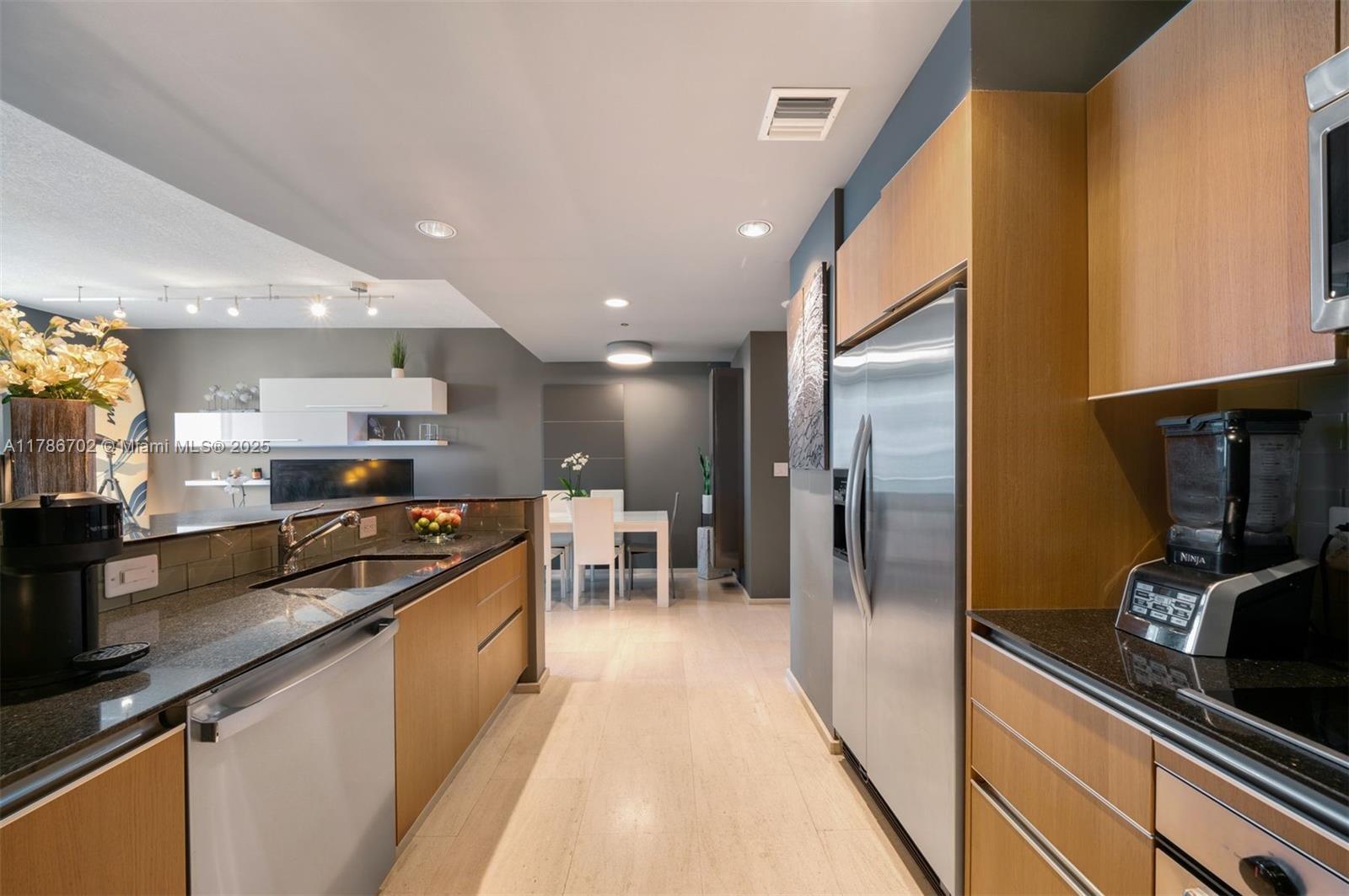 1060 BRICKELL CONDO - Residential