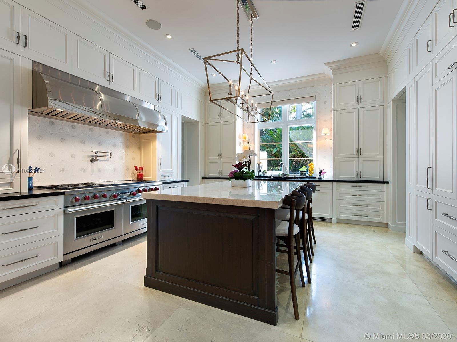 BRUCE-LAURIE SUB - Residential