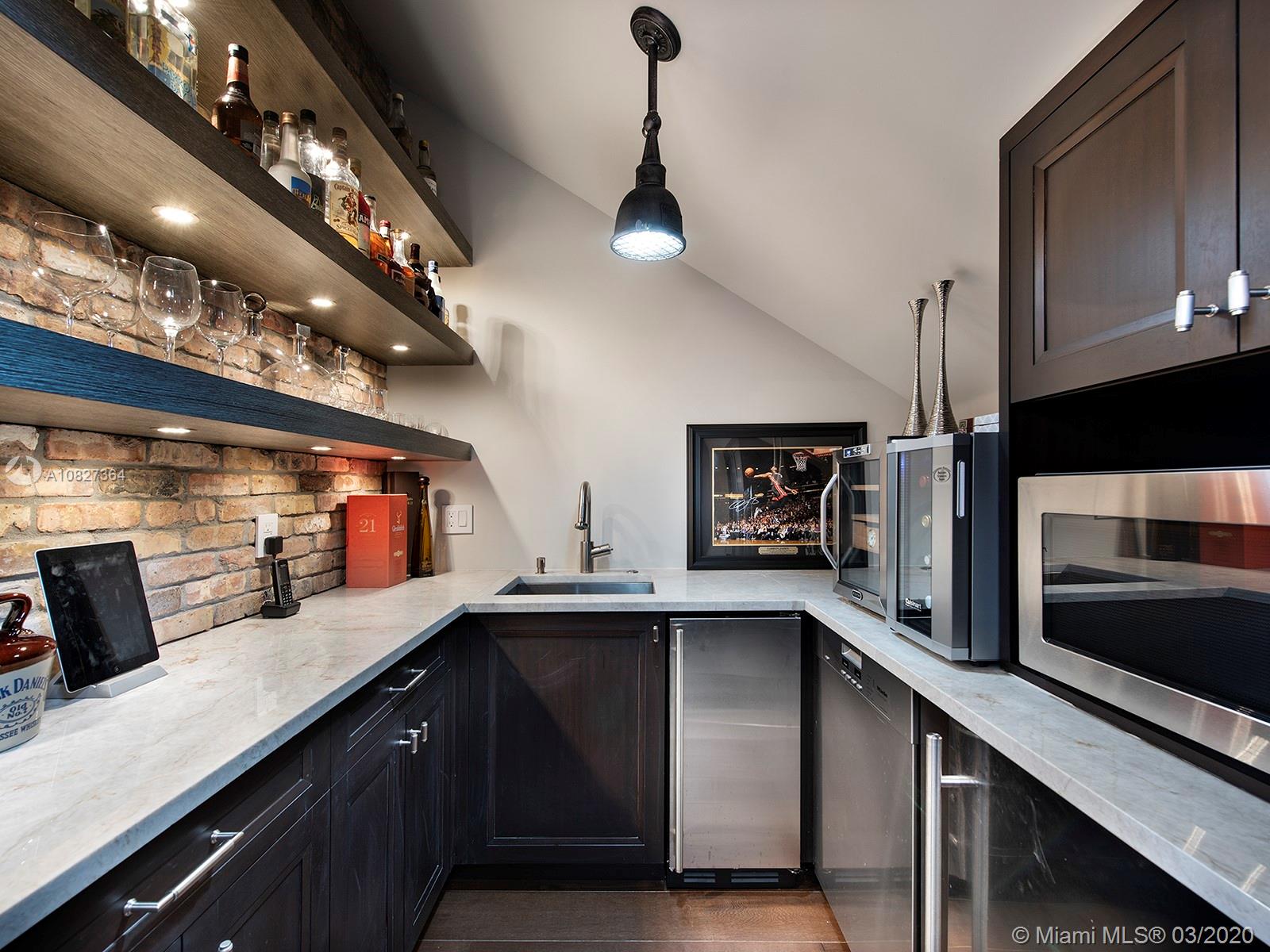 BRUCE-LAURIE SUB - Residential