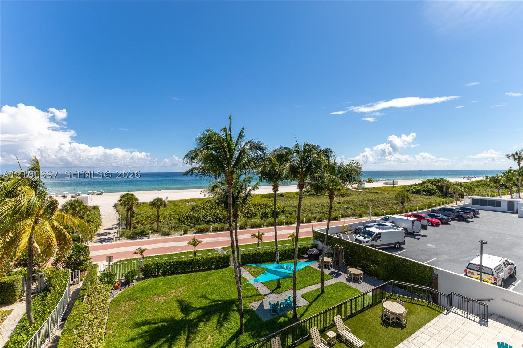 5845 Collins Ave 405/406