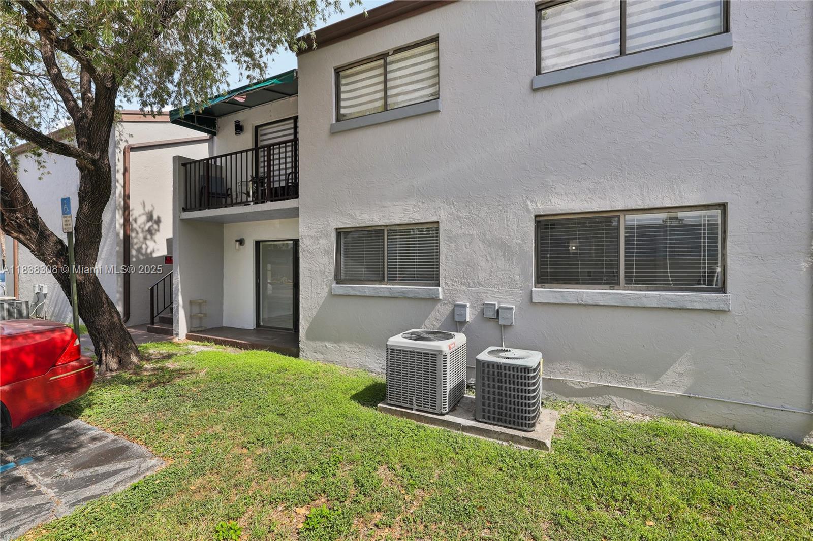 7407 SW 152nd Ave 4-103