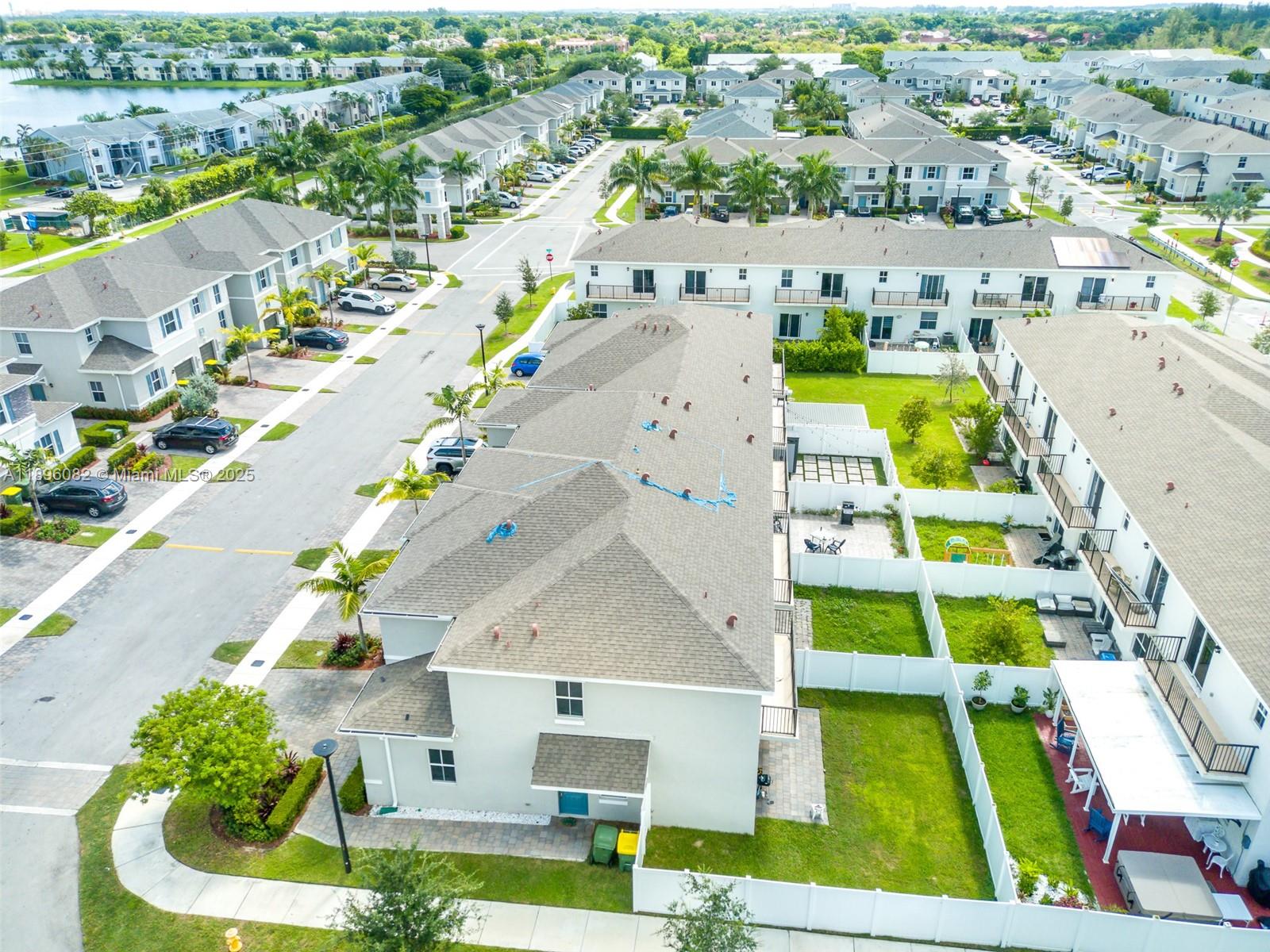 CEDAR AT KEYS GATE - Residential