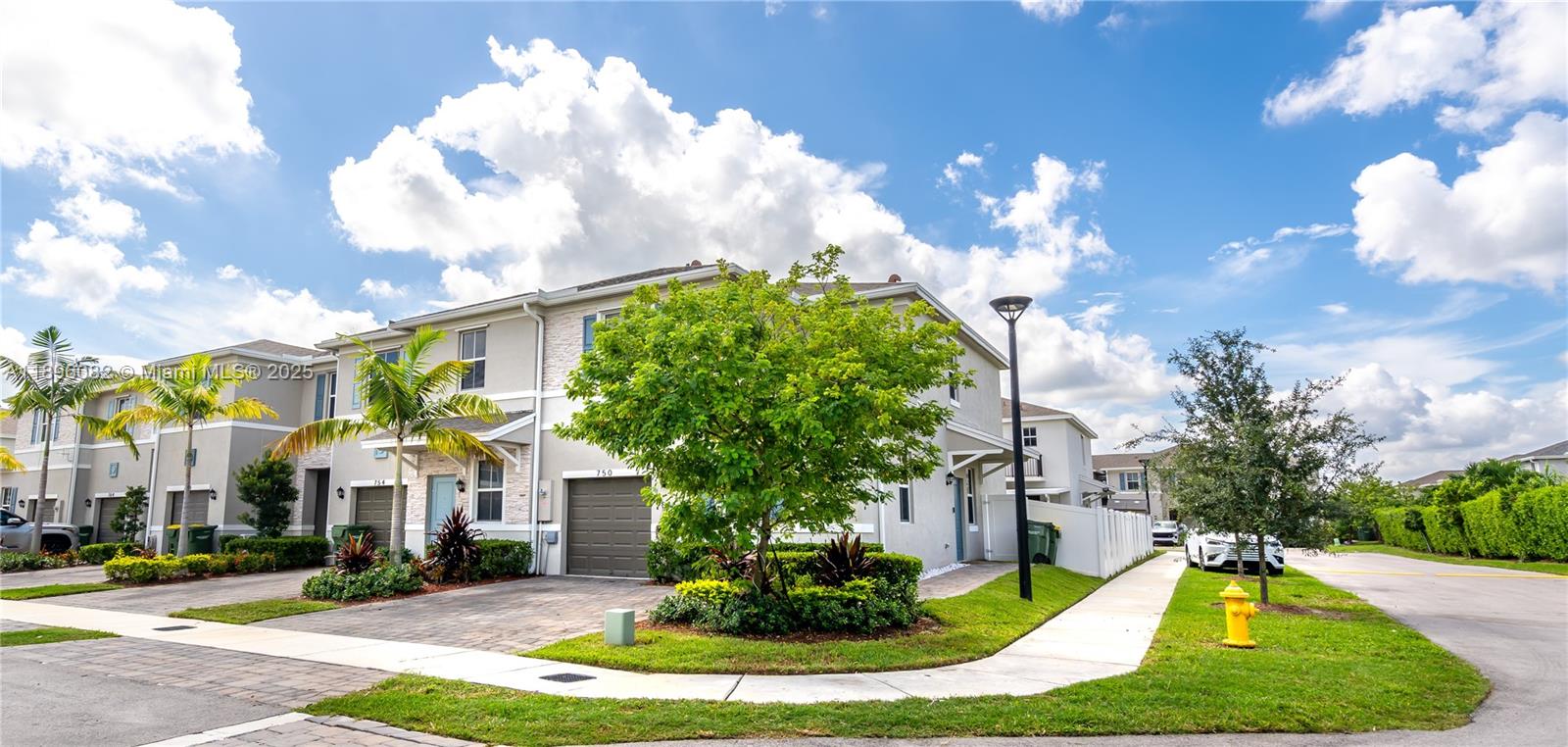 CEDAR AT KEYS GATE - Residential