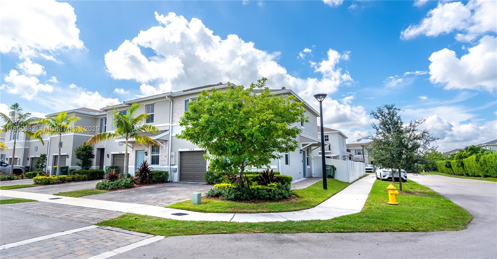 CEDAR AT KEYS GATE - Residential