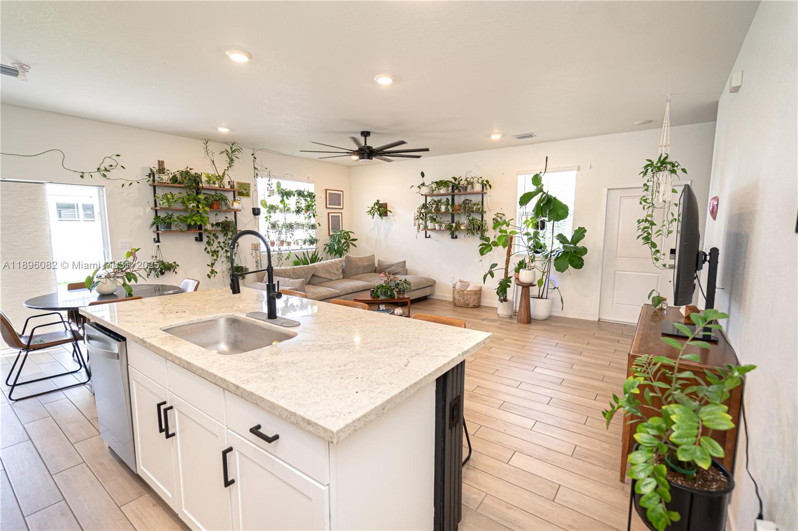 CEDAR AT KEYS GATE - Residential