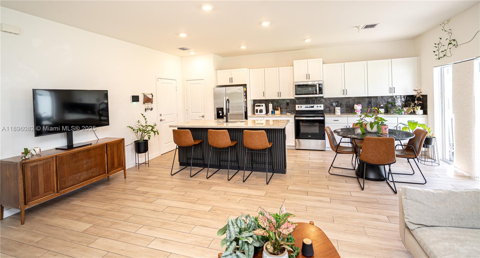 CEDAR AT KEYS GATE - Residential