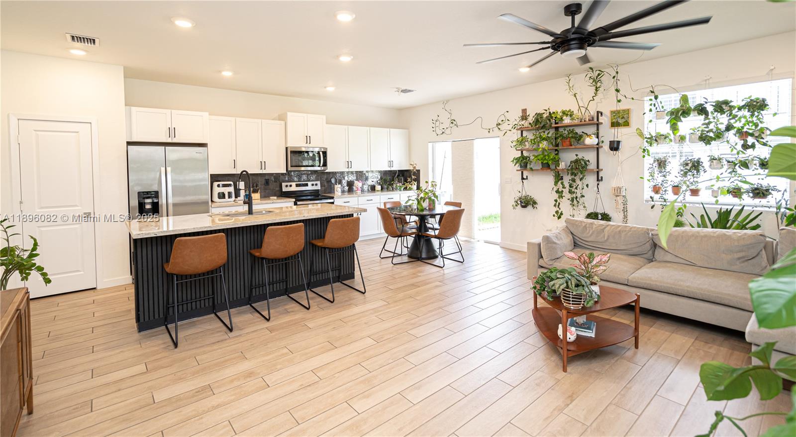 CEDAR AT KEYS GATE - Residential