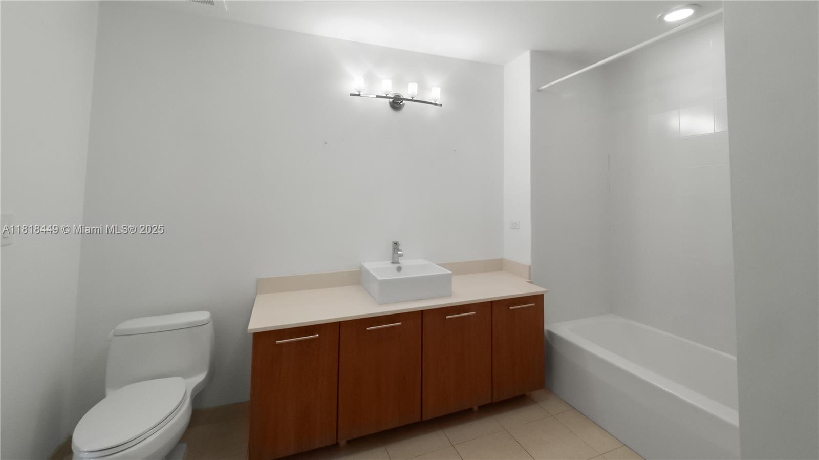 FOUR MIDTOWN MIAMI CONDO - Residential