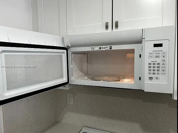 WESTLAND CONDO - Residential