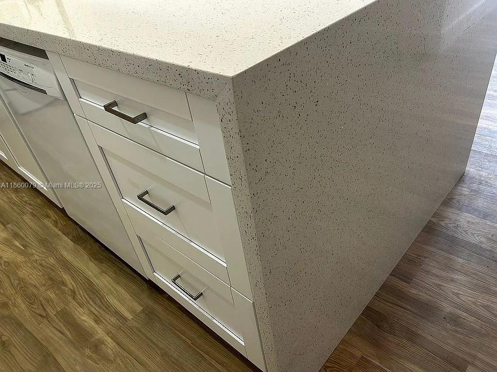 WESTLAND CONDO - Residential