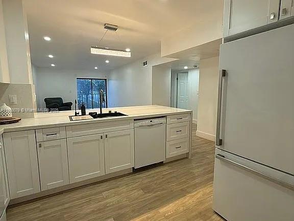 WESTLAND CONDO - Residential