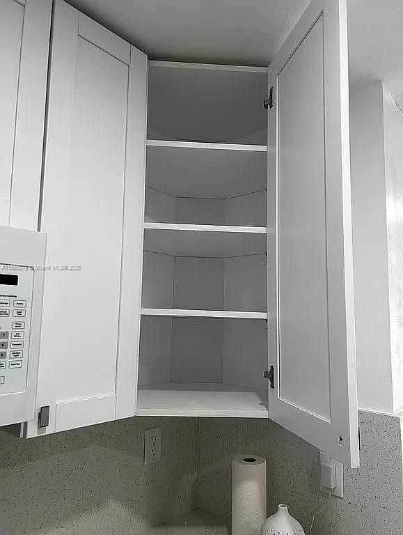 WESTLAND CONDO - Residential