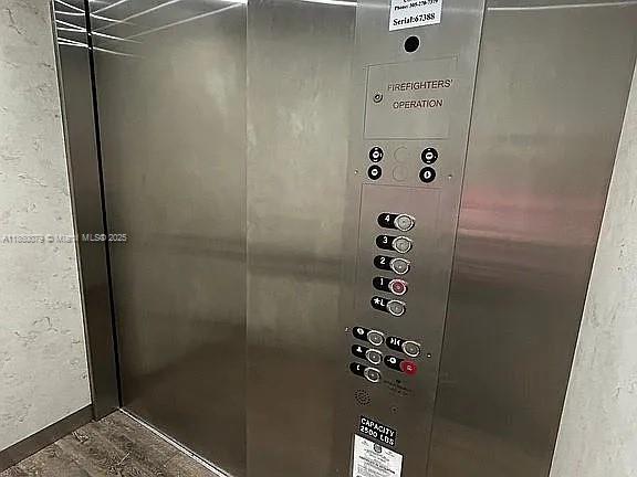 WESTLAND CONDO - Residential