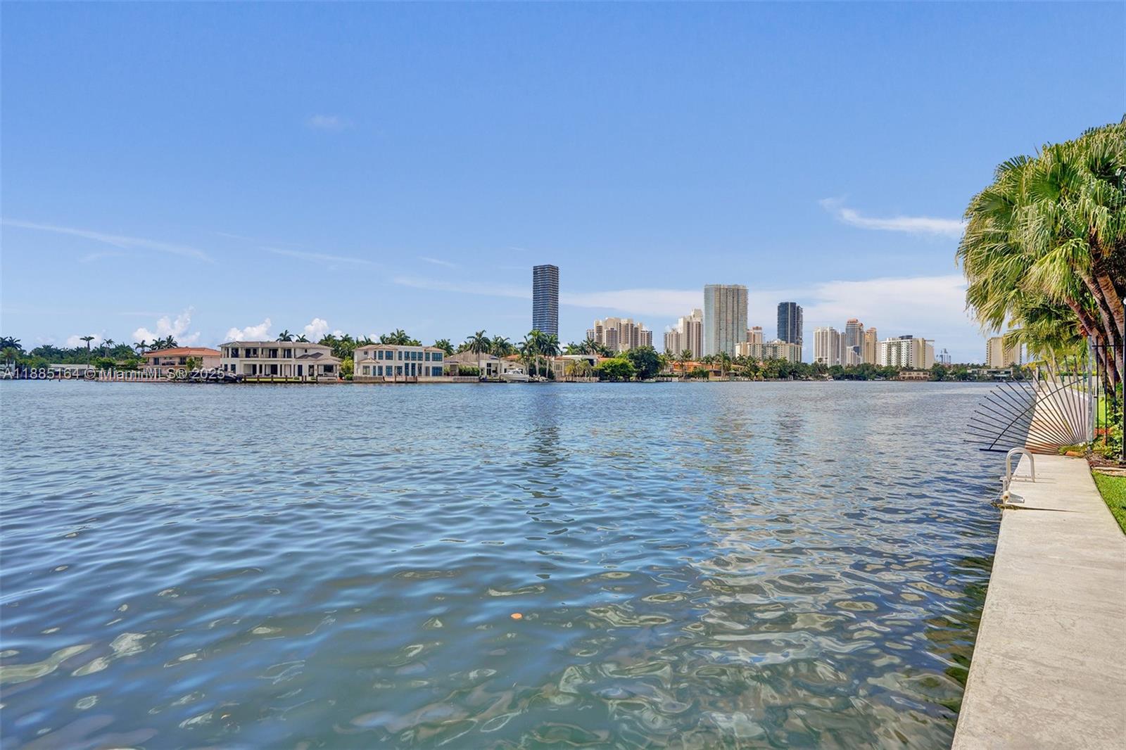 THE LANDMARK - Residential