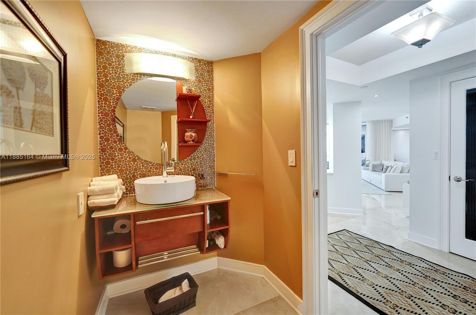 THE LANDMARK - Residential